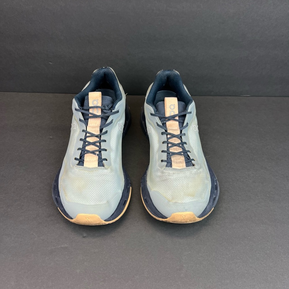 On Cloud Cloudnova Form Glacier/Aurora
Womens Siz… - image 3